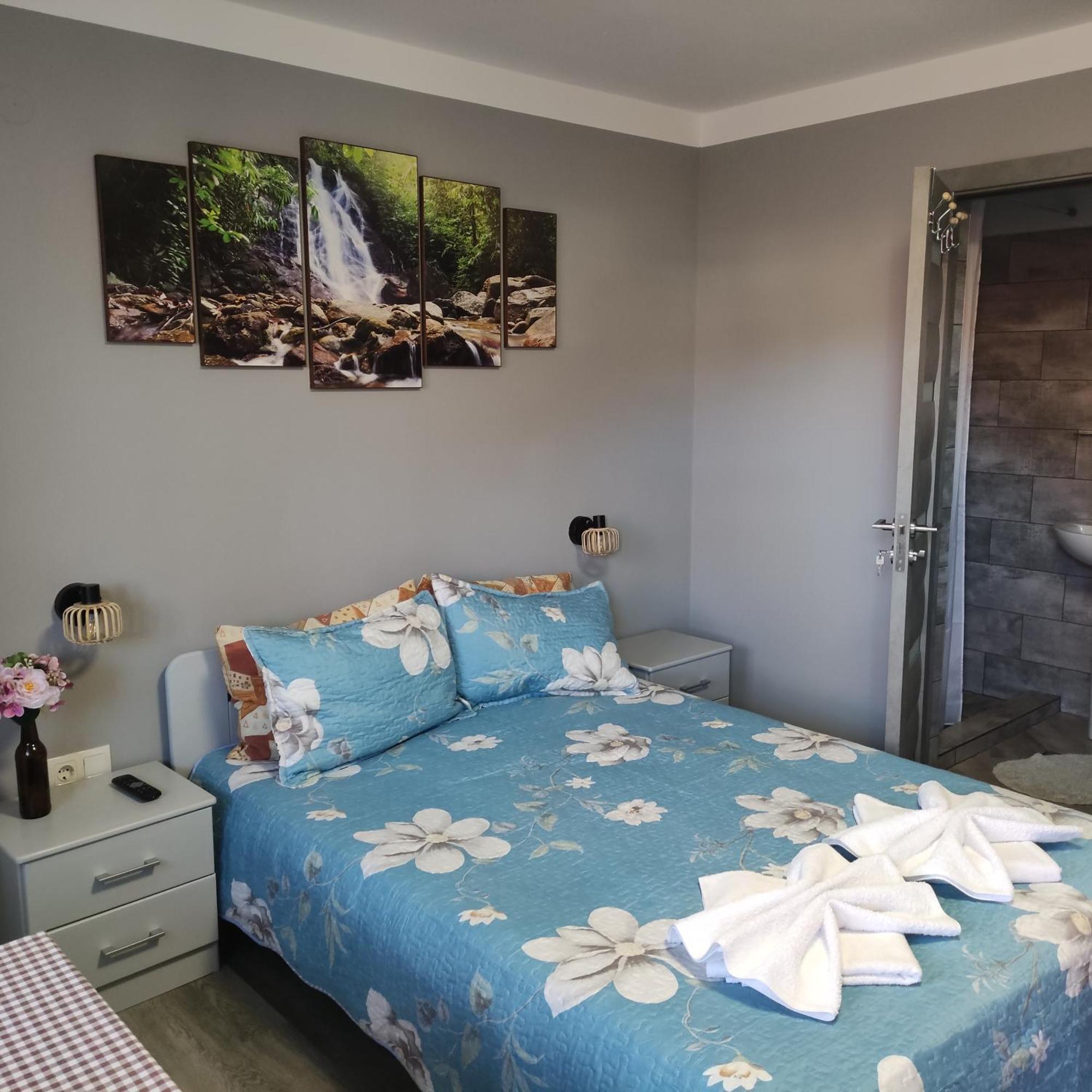 Kovacs Guesthouse Praid Exterior photo